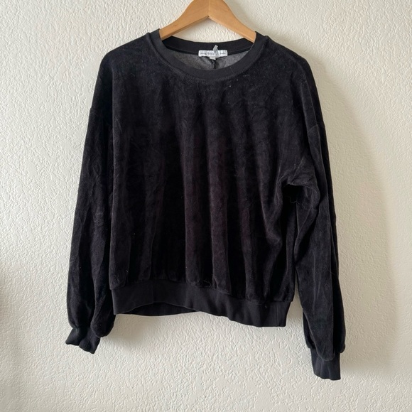 Young Fabulous & Broke Caroline Black Velour Pullover Sweatshirt Size small - Picture 5 of 7